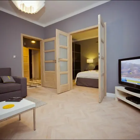 P&o Bednarska 公寓